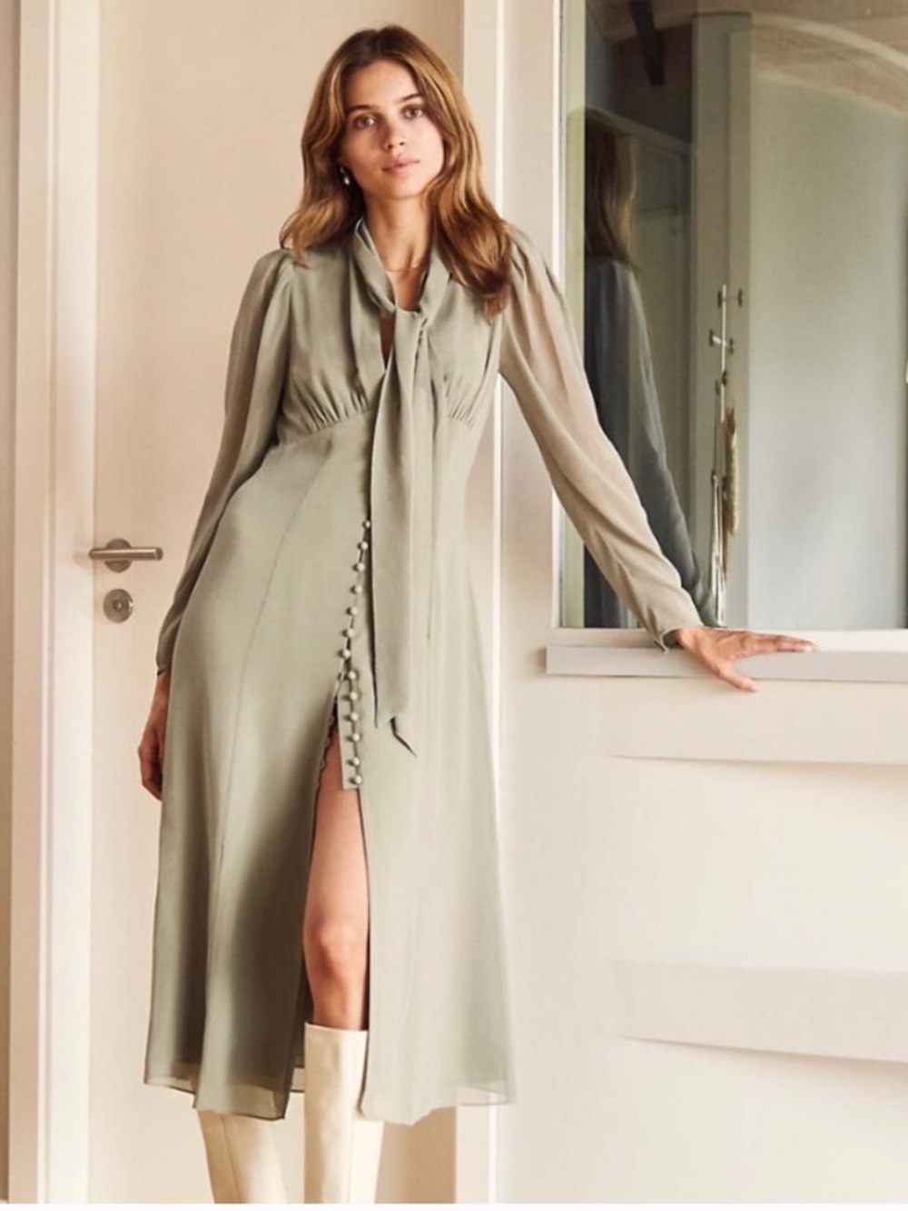 NWOT Wilfred Mambo dress in Dry Basil Green
